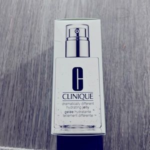 Clinique (dramatically different hydrating jelly)